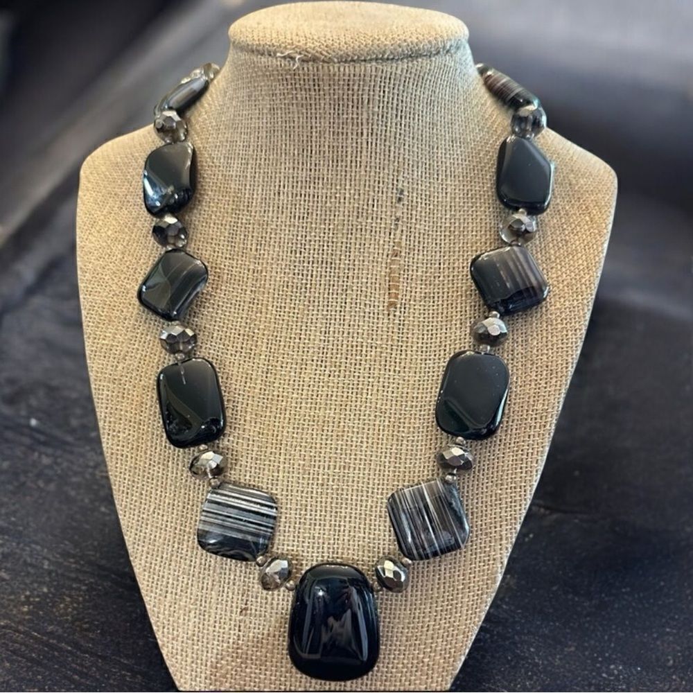 Handcrafted Black Banded Genuine Agate & Marble Agate Necklace 18”